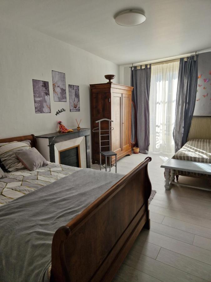 Appartement 120 M² Duplex Coeur Historique Au Calme Le Puy-en-Velay Zewnętrze zdjęcie