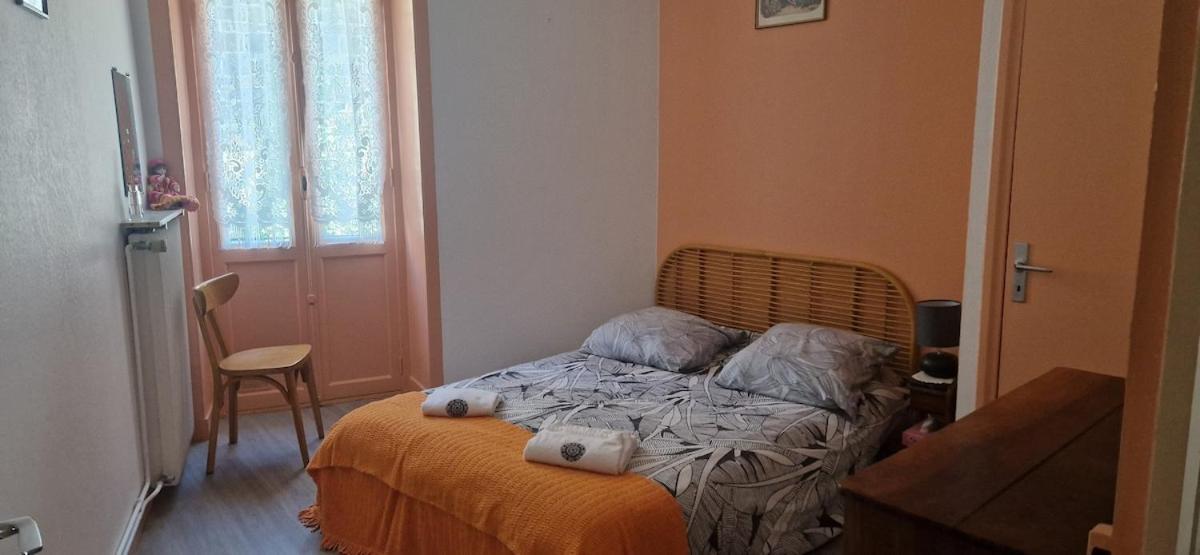 Appartement 120 M² Duplex Coeur Historique Au Calme Le Puy-en-Velay Zewnętrze zdjęcie