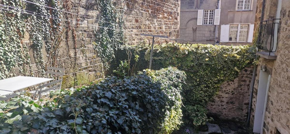 Appartement 120 M² Duplex Coeur Historique Au Calme Le Puy-en-Velay Zewnętrze zdjęcie