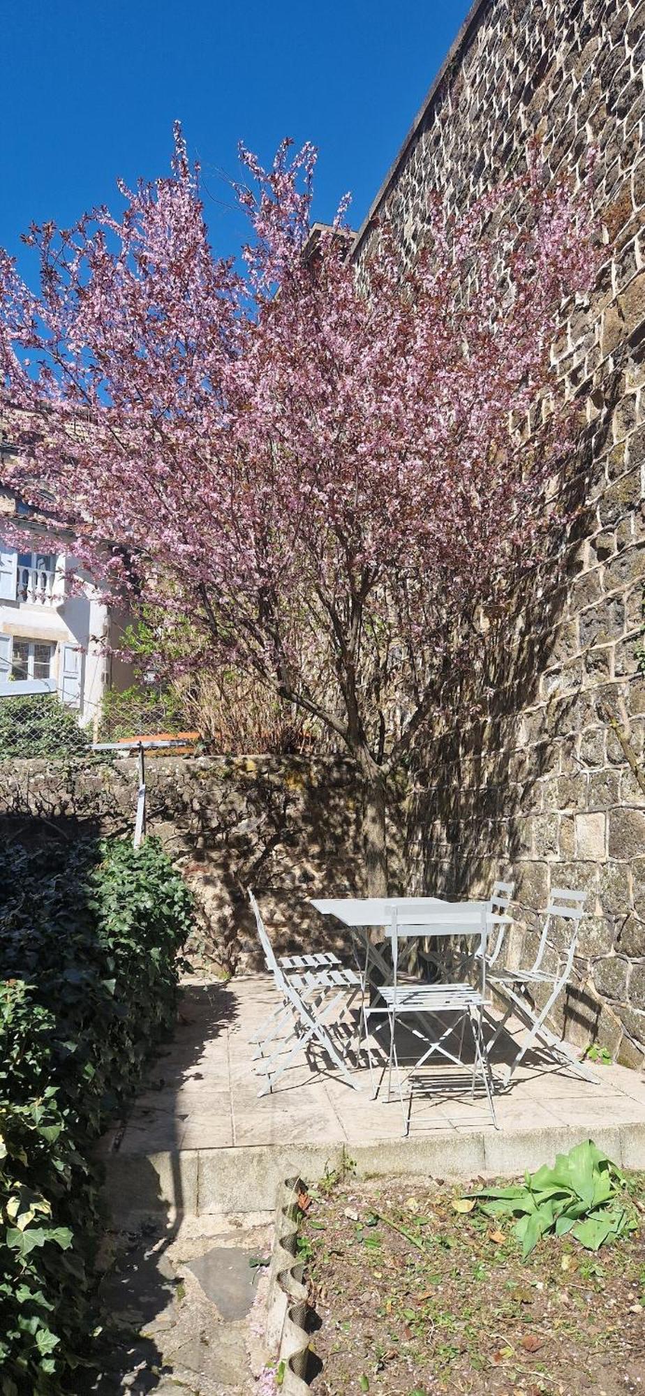Appartement 120 M² Duplex Coeur Historique Au Calme Le Puy-en-Velay Zewnętrze zdjęcie